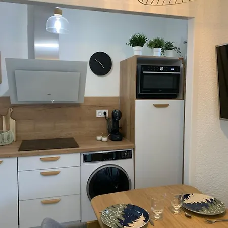 Authentique &; Design *